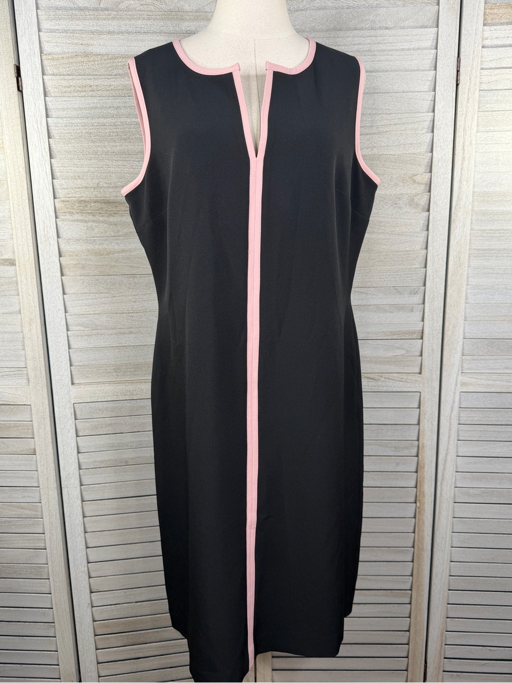EVAN PICONE (Black Label) Sleeveless Shift Dress Black with Pink Piping-14